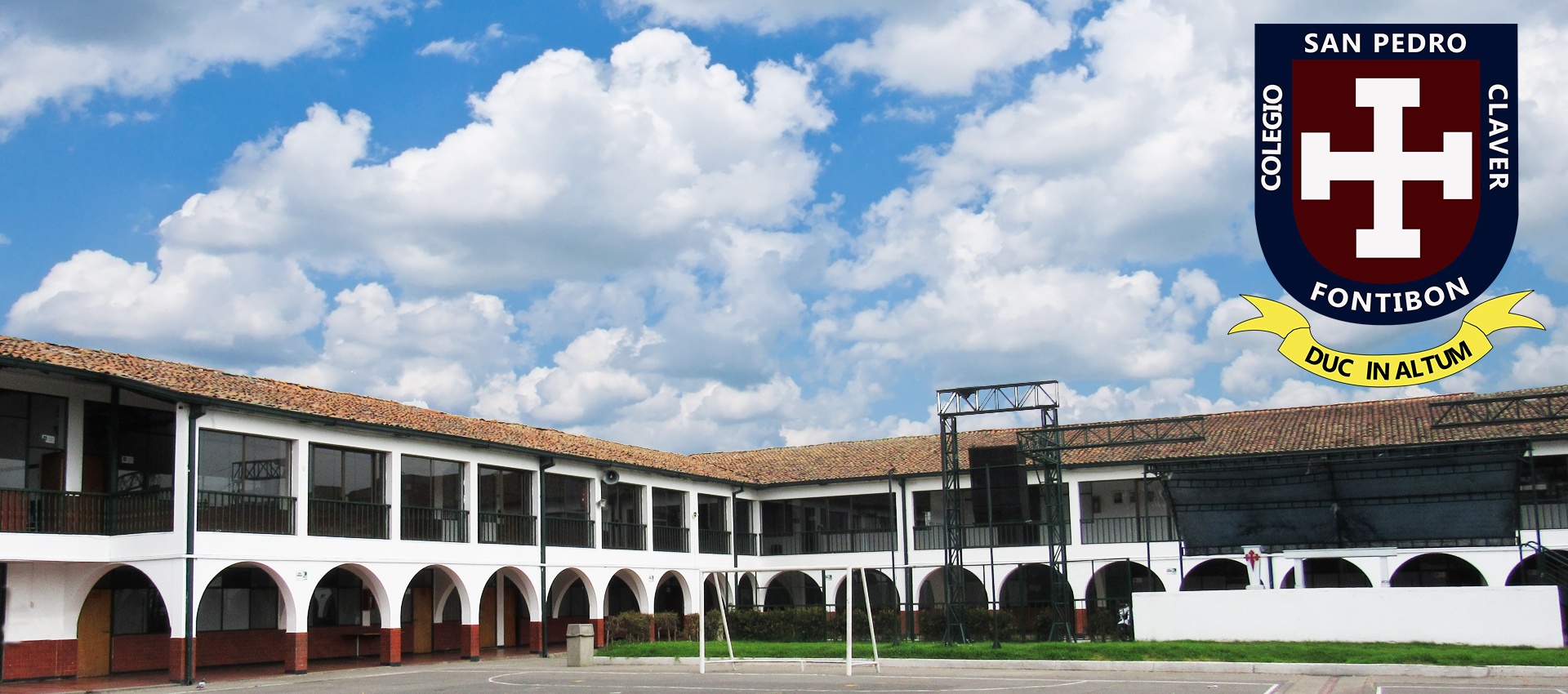 SLIDECOLEGIOSANPEDROCLAVER Fundación Educativa Santiago Apostol